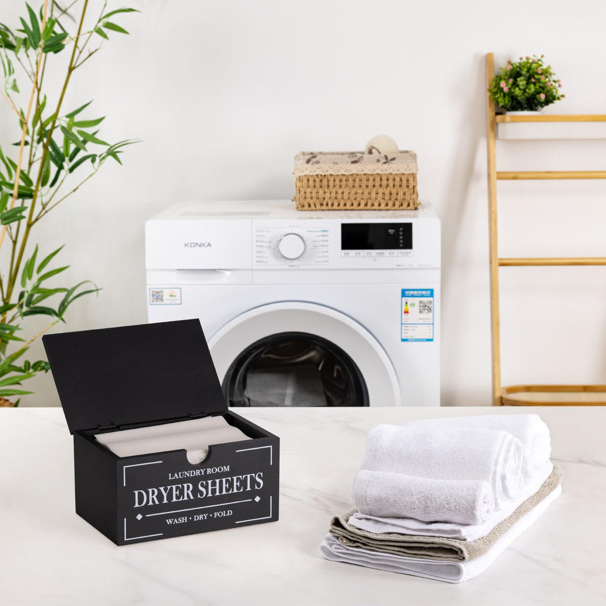 Black Dryer Sheet Holder with Lid U3810