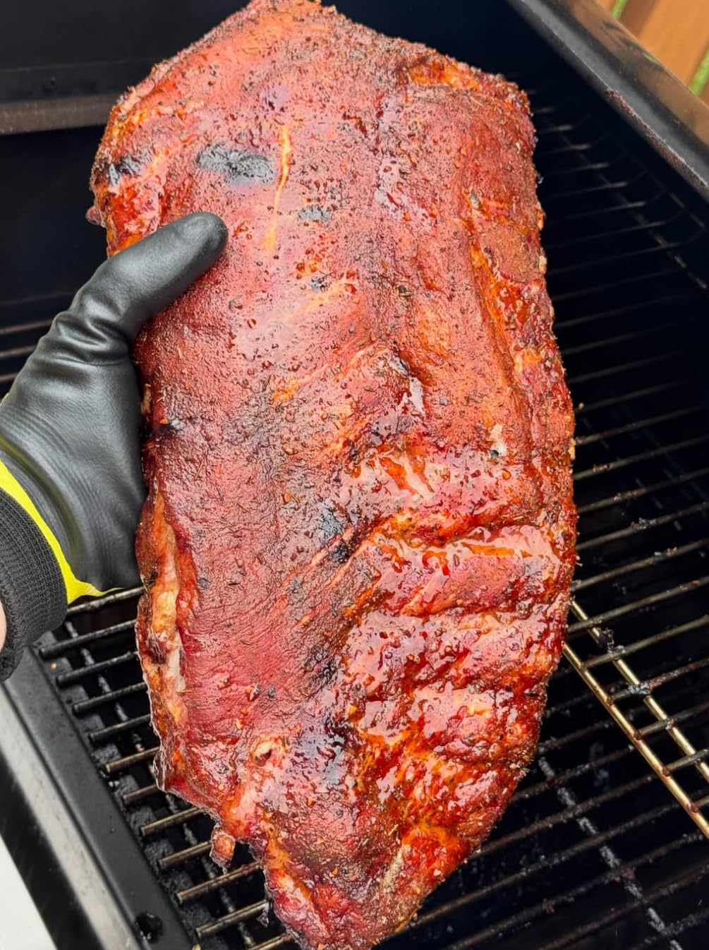 20 lb Oak Lump Charcoal BBQ Bundle with Firestart Cubes, Beef Rub & Grill Matches V985