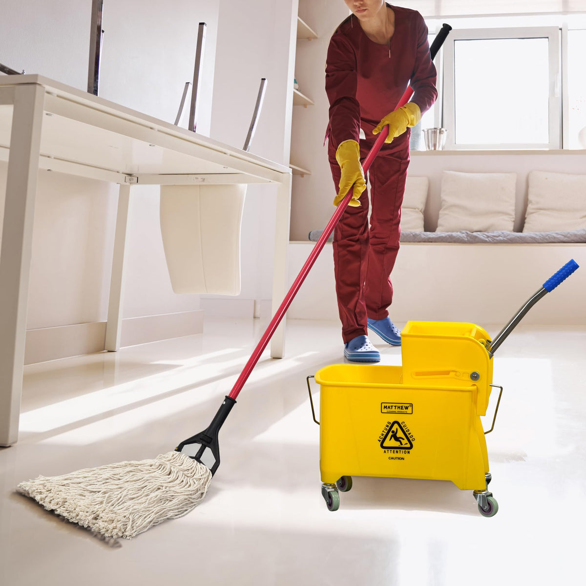 22 Quart Compact Mop Bucket with Side Press Wringer On Wheels S80828