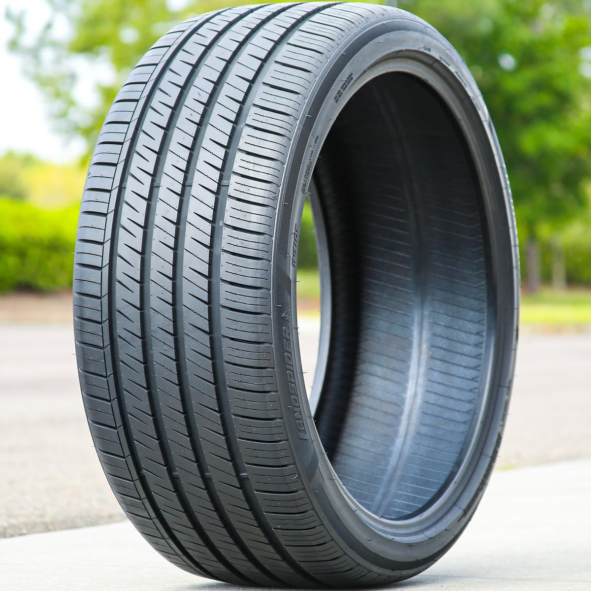 235/40ZR19 96W XL All Season Passenger Tire M33431