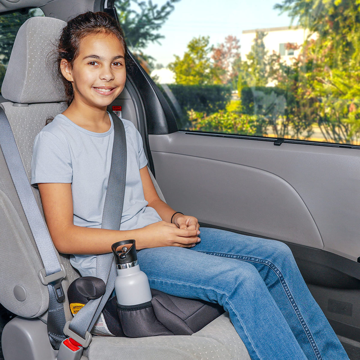 Convertible Car Seat and 2 Pack Backless Booster Seats O708786
